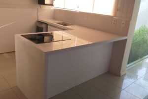 Quartzo branco zeus kensho sa marmores e granitos 1 3 Quartzo branco zeus kensho sa marmores e granitos 1 3